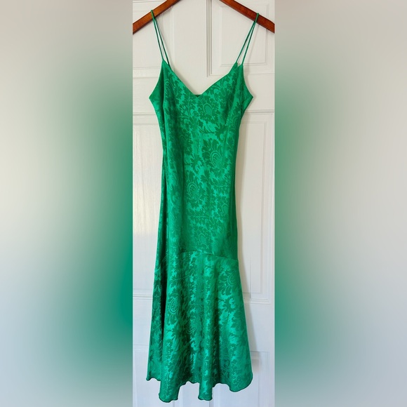 Rubber Ducky Productions, Inc. Dresses & Skirts - Rubber Ducky Emerald Green Dress Sleeveless Midi S Floral Pattern Elegant Sexy